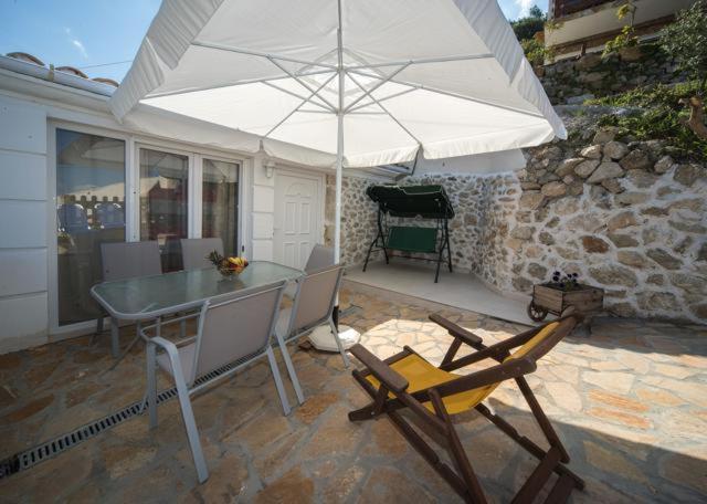 Bungalow Nefeli Agios Gordios  Luaran gambar