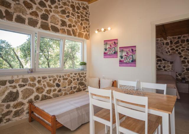 Bungalow Nefeli Agios Gordios  Luaran gambar